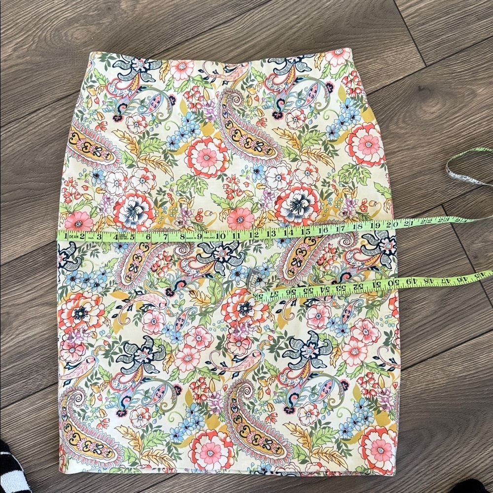 Philosophy Multicolor Floral skirt size 10 - Picture 2 of 8